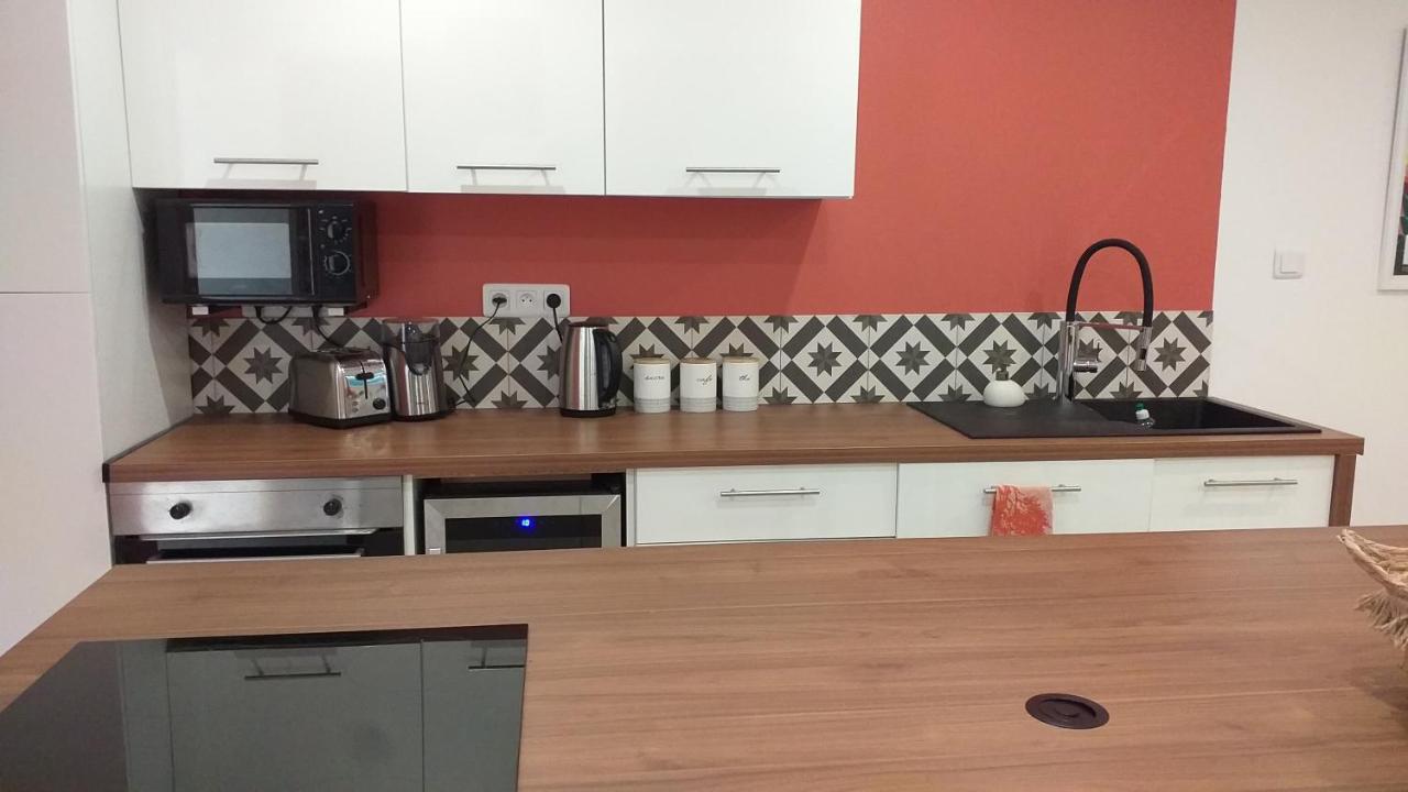 Magnifique Appartement 2 Chambres Avec 50 M2 De Jardin Privatif Ла-Кро Екстер'єр фото