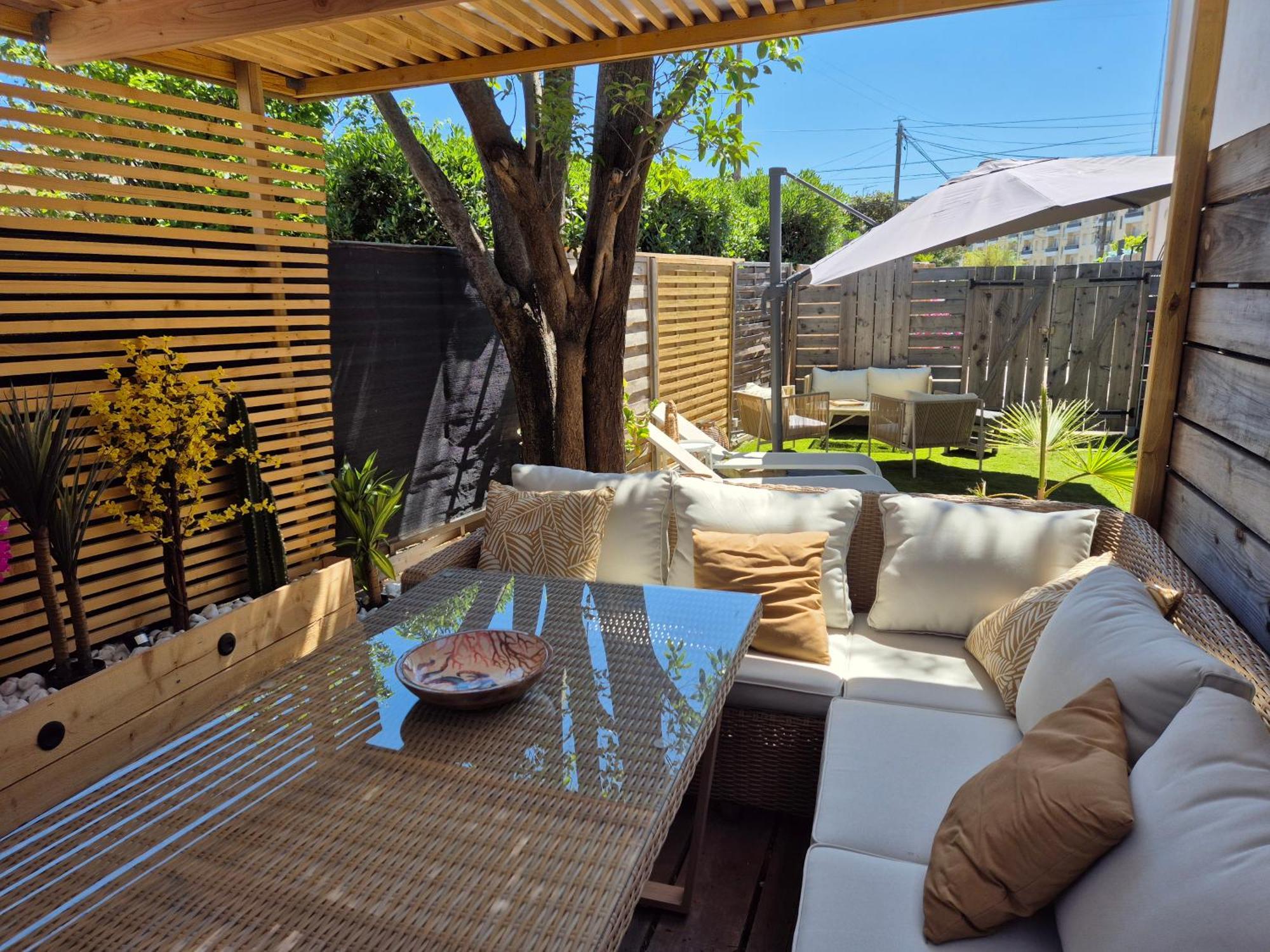 Magnifique Appartement 2 Chambres Avec 50 M2 De Jardin Privatif Ла-Кро Екстер'єр фото